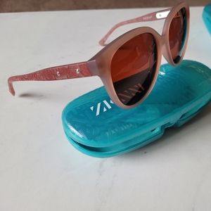 Prescription sunglasses OD -1.75 OS -1.50